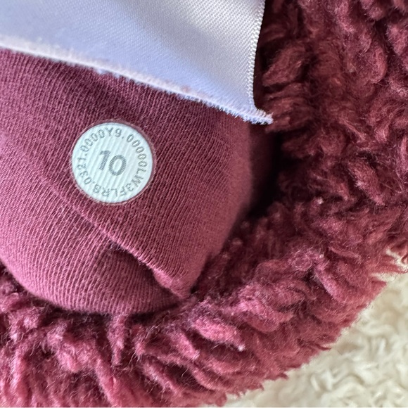 Lululemon Textured Fleece 1/2 Half Zip Hoodie Pullover Red Merlot W3FLRS Size 10 - Picture 14 of 15